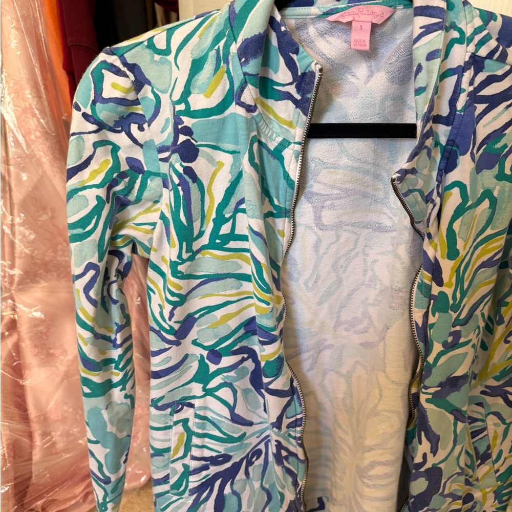 Lilly Pulitzer Zip-Up Popover in Aqua, Teal & Green - Picture 7 of 8